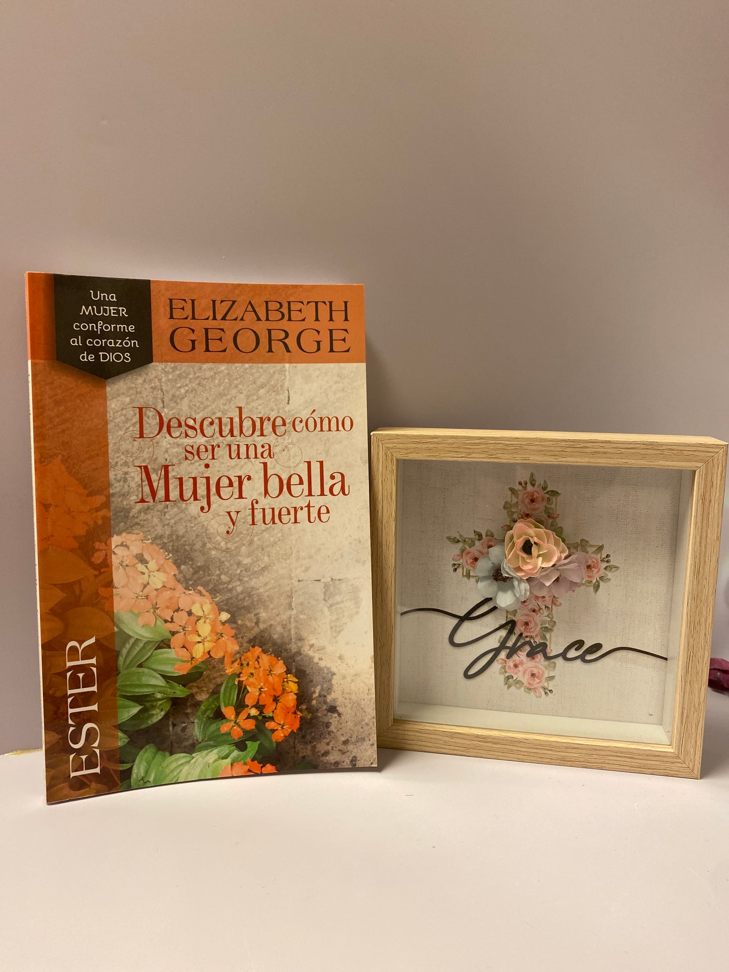 Descubre cómo ser una mujer bella y Fuerte Elizabeth George