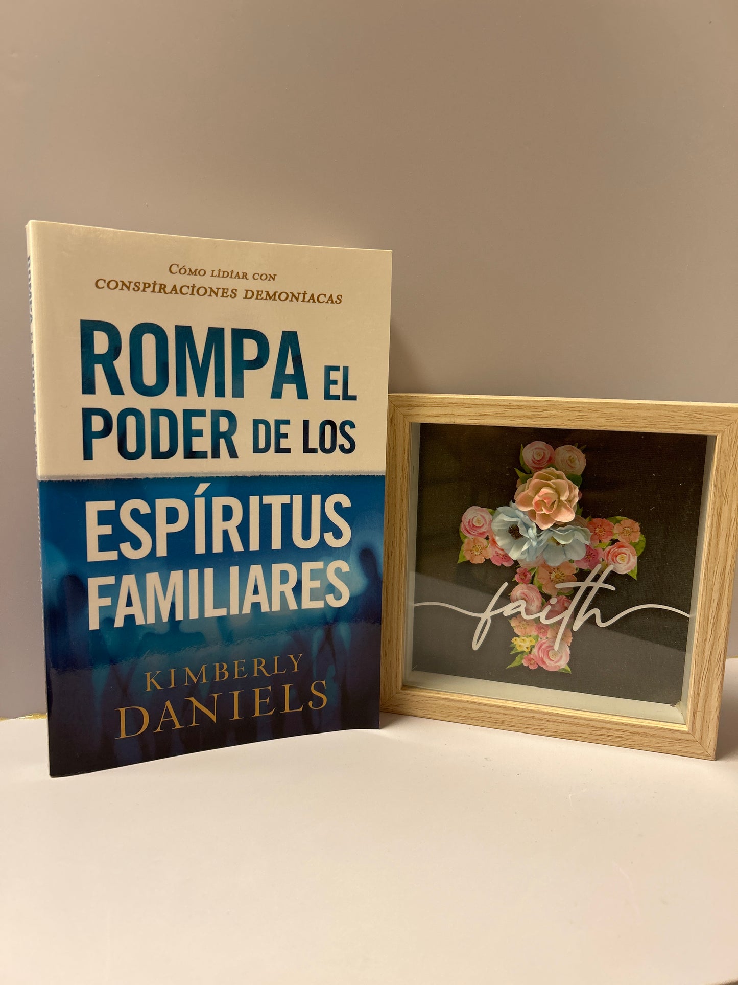 Rompa el Poder de los Espíritus Familiares Kimberly Daniels