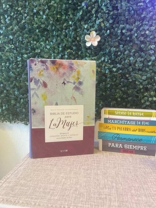 Biblia de estudio Para La Mujer NVI